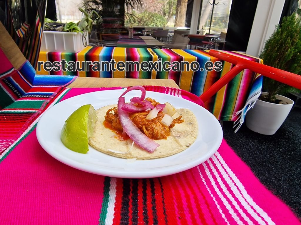 Taco de cochinita pibil